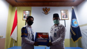 Sambut Bulan Suci Ramadhan, BNNK Gorontalo Utara Bagikan Paket Makanan dan Kesehatan Kepada Pegawai