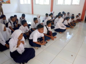 SOSIALISASI BAHAYA NARKOBA PADA CALON SISWA BARU SMPN 4 KWANDANG