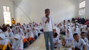 Sosialisasi P4GN dan Rehabilitasi bagi Penyalahguna Narkoba pada Kegiatan MPLS di SMA 7 Gorontalo Utara