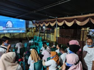 Meski Hujan, BNNK Gorontalo Utara Sukses Gelar Nonton Bareng Konser Virtual SLANK