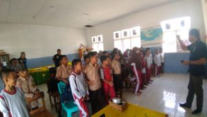BNN Kab. Gorontalo Utara Kenalkan Bahaya Narkoba Pada Siswa SDN 8 Kwandang