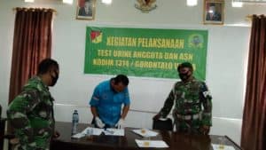 Sejumlah Anggota TNI KODIM 1314 Gorontalo Utara Ditest Urine, Ada Apa?