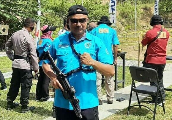 Tingkatkan Kemampuan Menembak, Kepala BNNK Gorontalo Utara Dr. Ibrahim Paneo, M.Kes Ikut Latihan