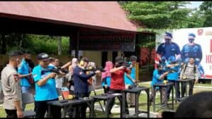 Tingkatkan Kemampuan Menembak, Kepala BNNK Gorontalo Utara Dr. Ibrahim Paneo, M.Kes Ikut Latihan Tingkatkan Kemampuan Menembak, Kepala BNNK Gorontalo Utara Dr. Ibrahim Paneo, M.Kes Ikut Latihan