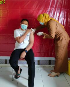 Sejumlah Nakes di Lingkungan BNNK Gorontalo Utara Menerima Vaksin Covid-19 Tahap I