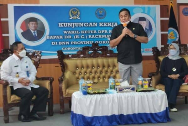 Kunjungan Kerja Ke BNNP Gorontalo, Rachmat Gobel: “Pentingnya Sinergitas Dalam Implementasi Program P4GN”