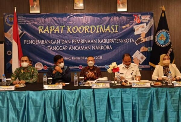 Drs. H Roni Imran Hadir Dalam Rakor Pengembangan dan Pembinaan Kabupaten Tanggap Narkoba, Ini Pesannya.