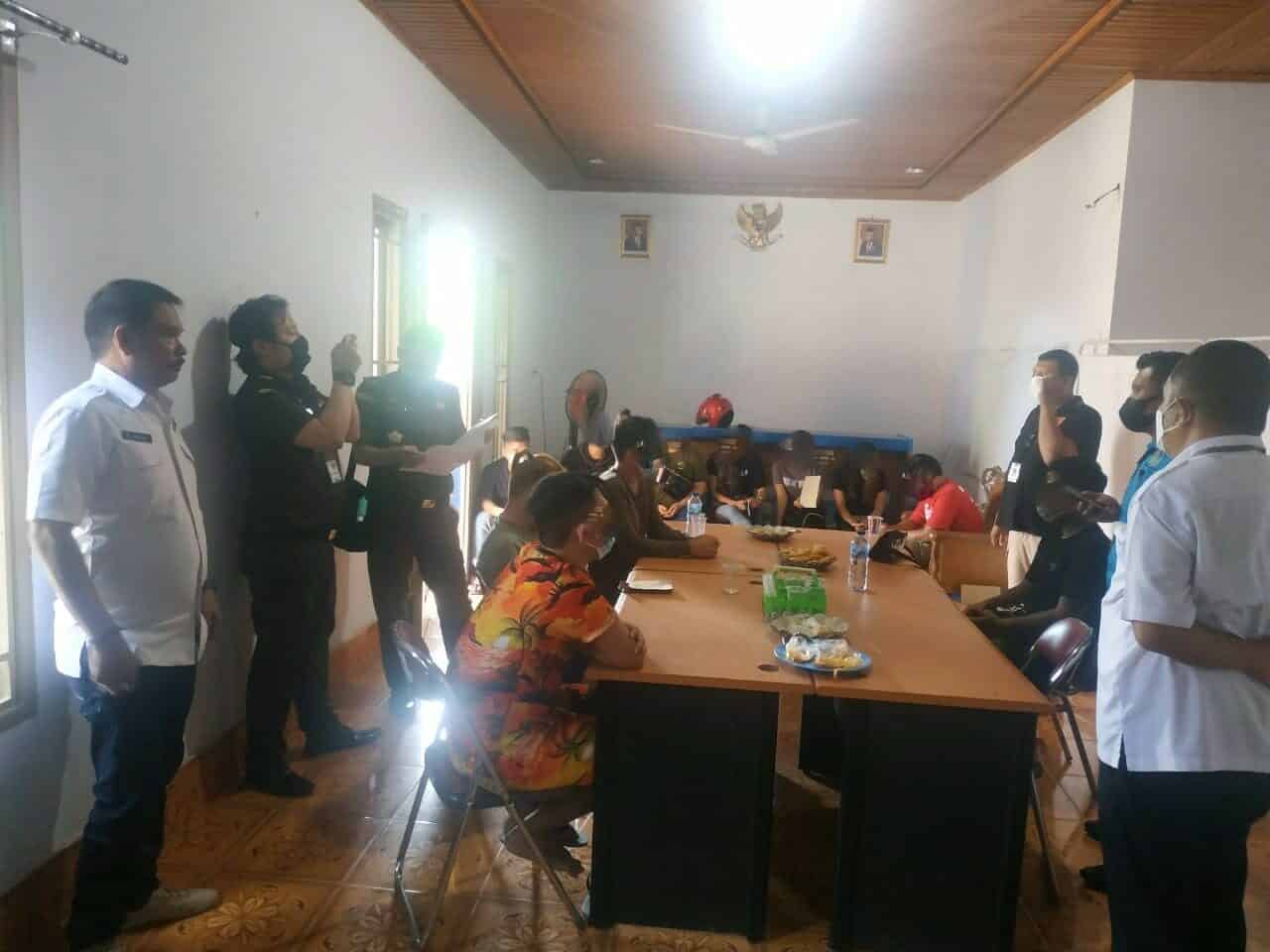 Tim Asessment Terpadu BNN Kab, Gorontalo Utara Laksanakan Asessment Terhadap Puluhan Orang Yang Diamankan Satres Narkoba Polres Gorontalo Utara