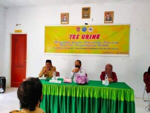 Test Urine Puluhan Perangkat Desa Alata Karya, BNN Kab. Gorontalo Utara Temukan Ini Test Urine Puluhan Perangkat Desa Alata Karya, BNN Kab. Gorontalo Utara Temukan Ini
