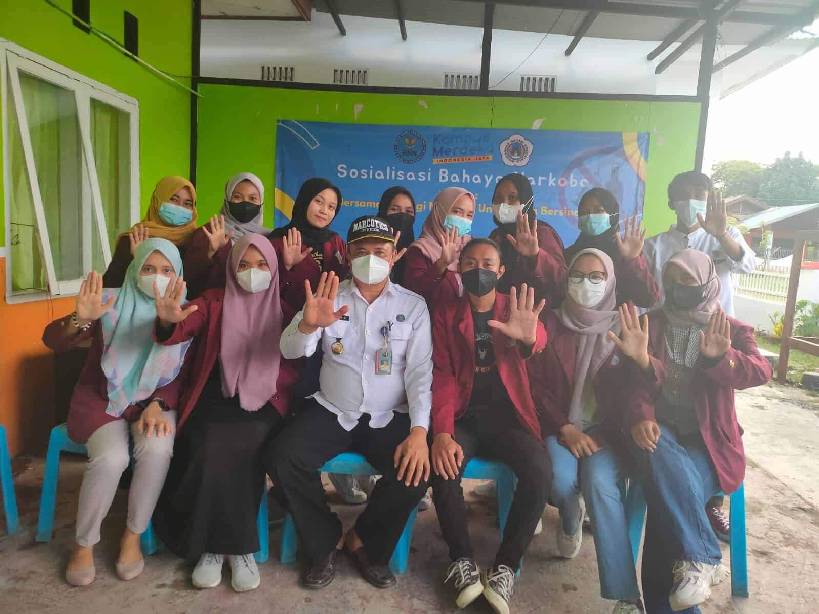 Waspada Narkoba Masuk Desa, Masyarakat dan Perangkat Desa Tolongio Terima Sosialisasi Terkait Narkoba