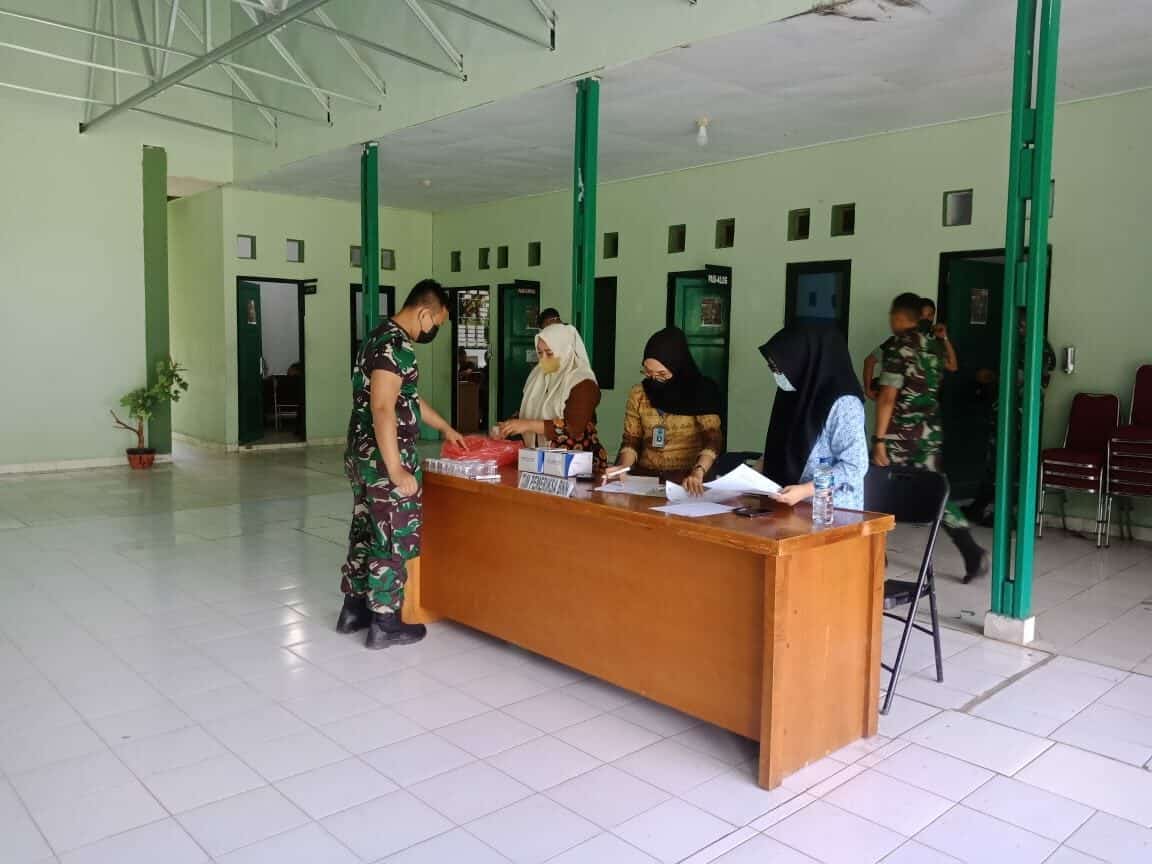 Sebanyak 40 Prajurit YONIF 715/MTL Jalani Test Urine Usai Sosialisasi P4GN