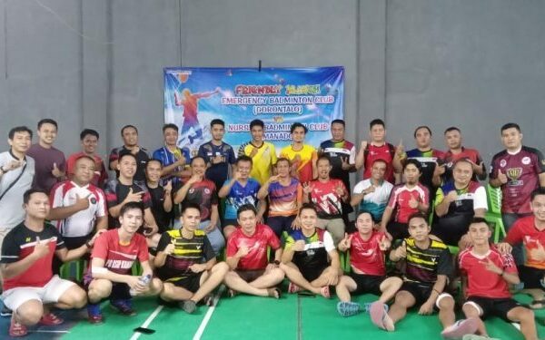 Kepala BNN Kab. Gorontalo Utara Jalin Silaturahmi Perawat Yang Tergabung Dalam Badminton Club