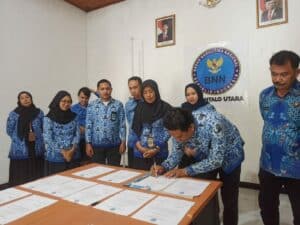 Penandatanganan Pakta Integritas dan Perjanjian Kinerja Pegawai BNN Kabupaten Gorontalo Utara
