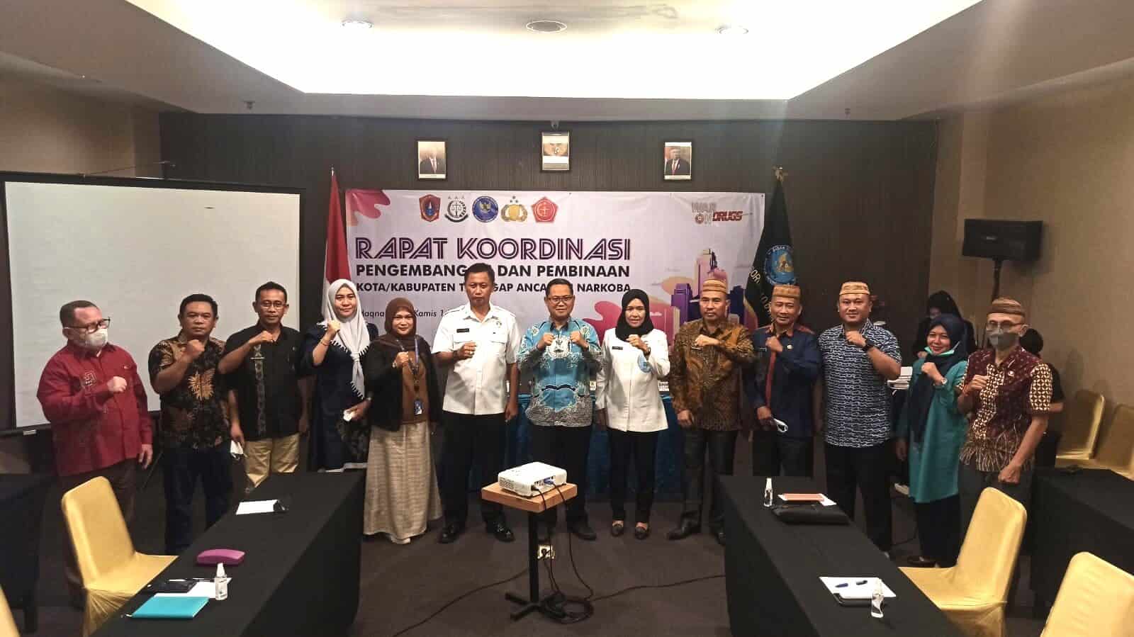 Rapat Koordinasi Pengembangan dan Pembinaan Kabupaten/Kota Tanggap Ancaman Narkoba Rapat Koordinasi Pengembangan dan Pembinaan Kabupaten Tanggap Ancaman Narkoba