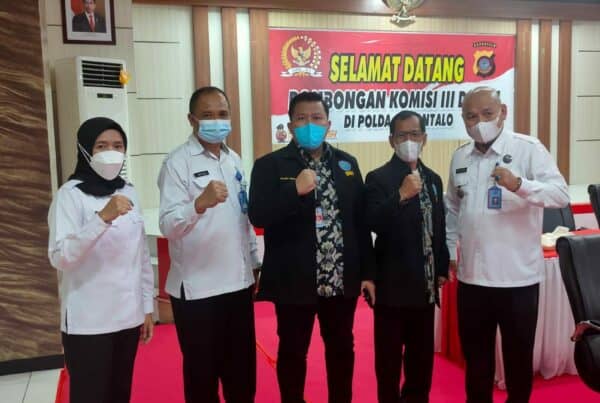 Kepala BNN Kabupaten Gorontalo Utara dan Forkopimda Sambut Kedatangan Ketua Komisi III DPR RI Bersama Rombongan Di Gorontalo