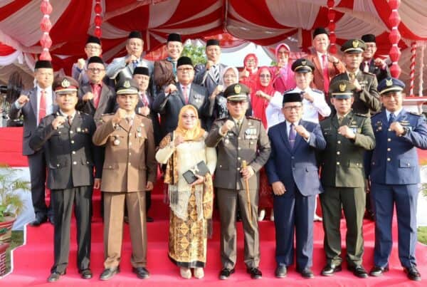 Dandim 1314 Gorontalo Utara Pimpin Upacara Penurunan Bendera HUT Kemerdekaan RI ke-77 di Gentuma Raya