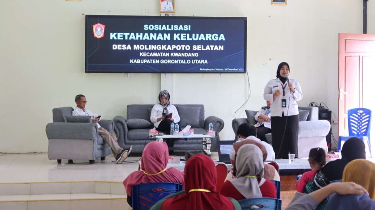 Sosialisasi Ketahanan Keluarga Anti Narkoba Desa Molingkapoto Selatan